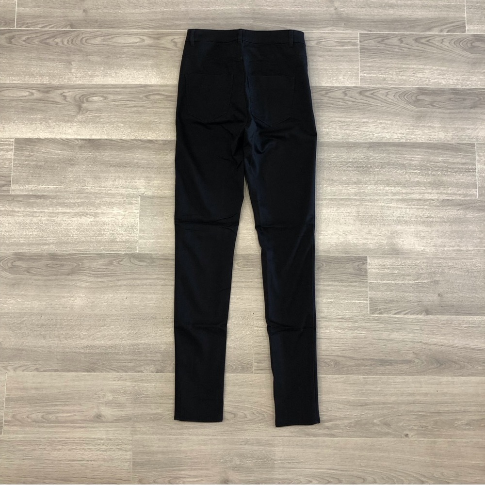 Skinny Jeans - Picture 7 of 9